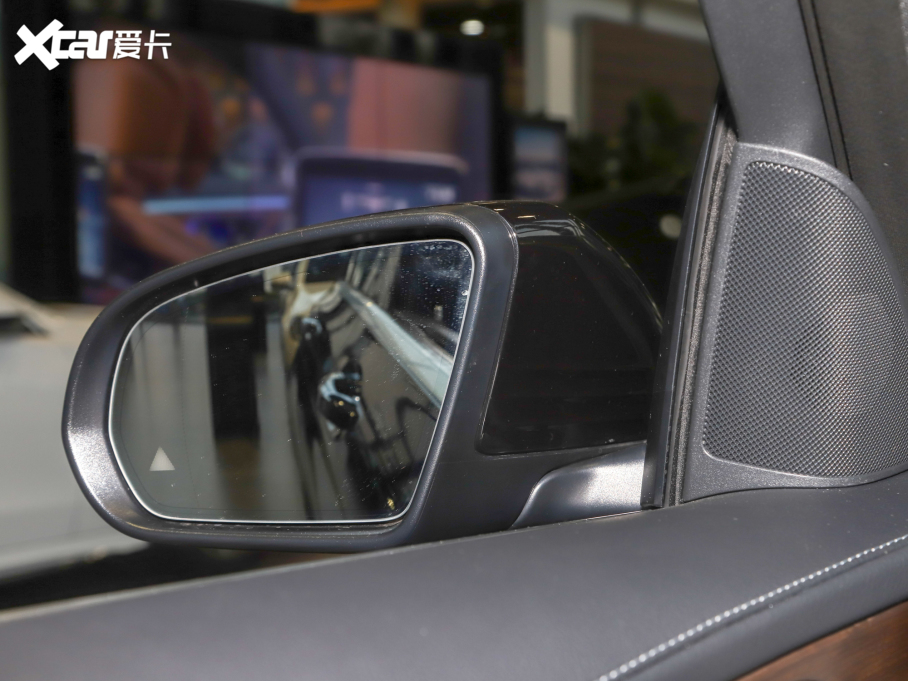 2022��YGLC 300 L 4MATIC �Ӹ���