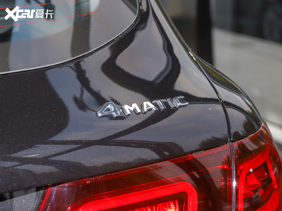 2022��YGLC 300 L 4MATIC �Ӹ���