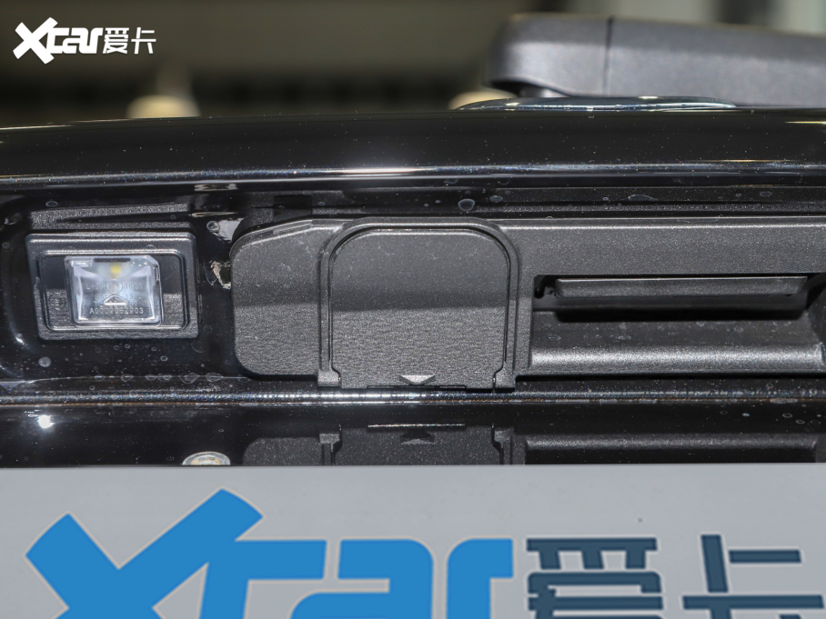 2022��YGLC 300 L 4MATIC �Ӹ���