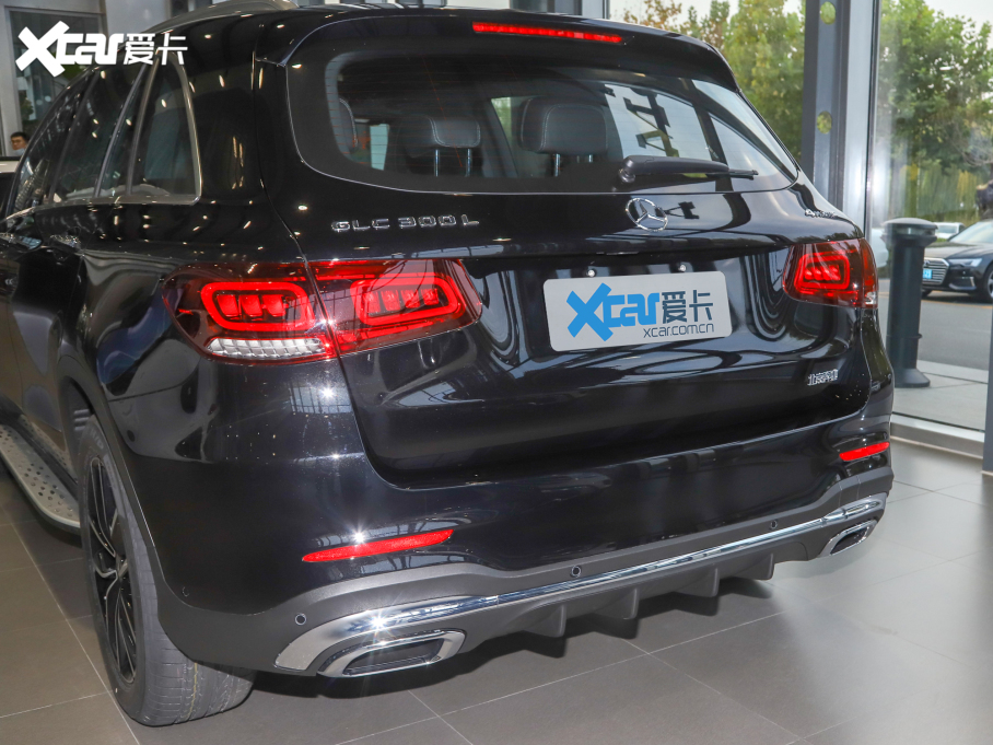 2022��YGLC 300 L 4MATIC �Ӹ���