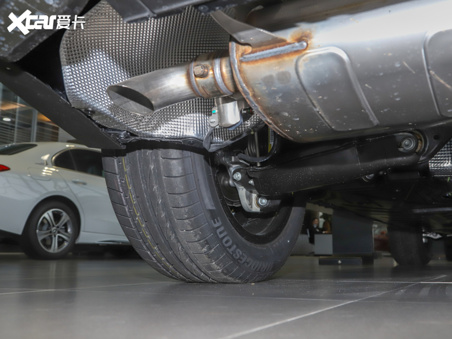 2022��YGLC 300 L 4MATIC �Ӹ���