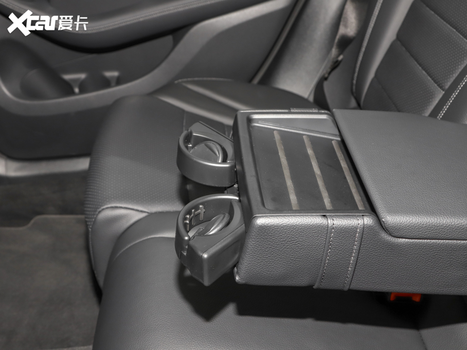 2022��YGLC 300 L 4MATIC ��(d��ng)����