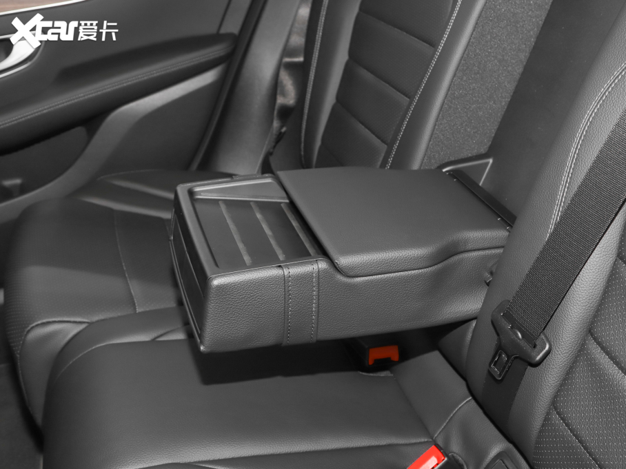 2022��YGLC 300 L 4MATIC ��(d��ng)����