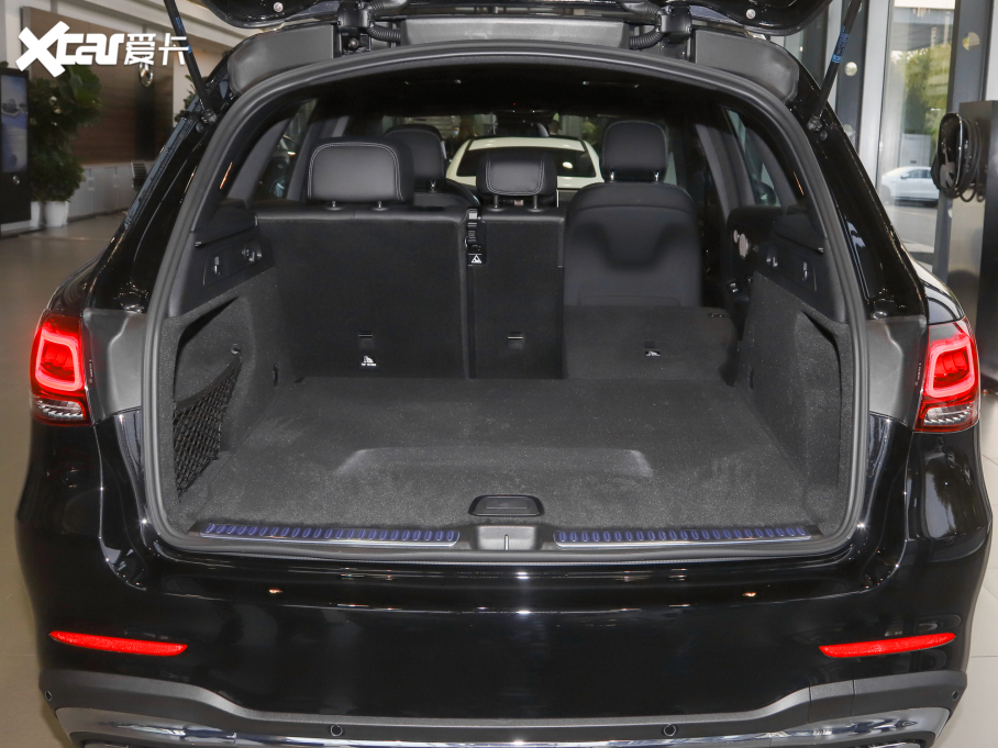 2022��YGLC 300 L 4MATIC ��(d��ng)����