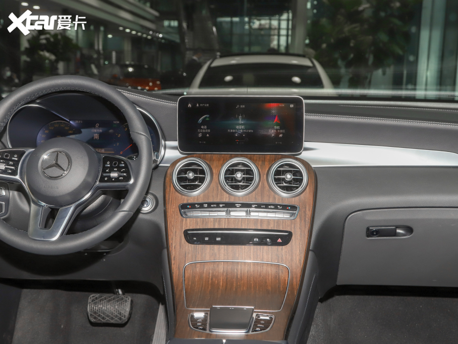 2022YGLC 300 L 4MATIC Ӹ