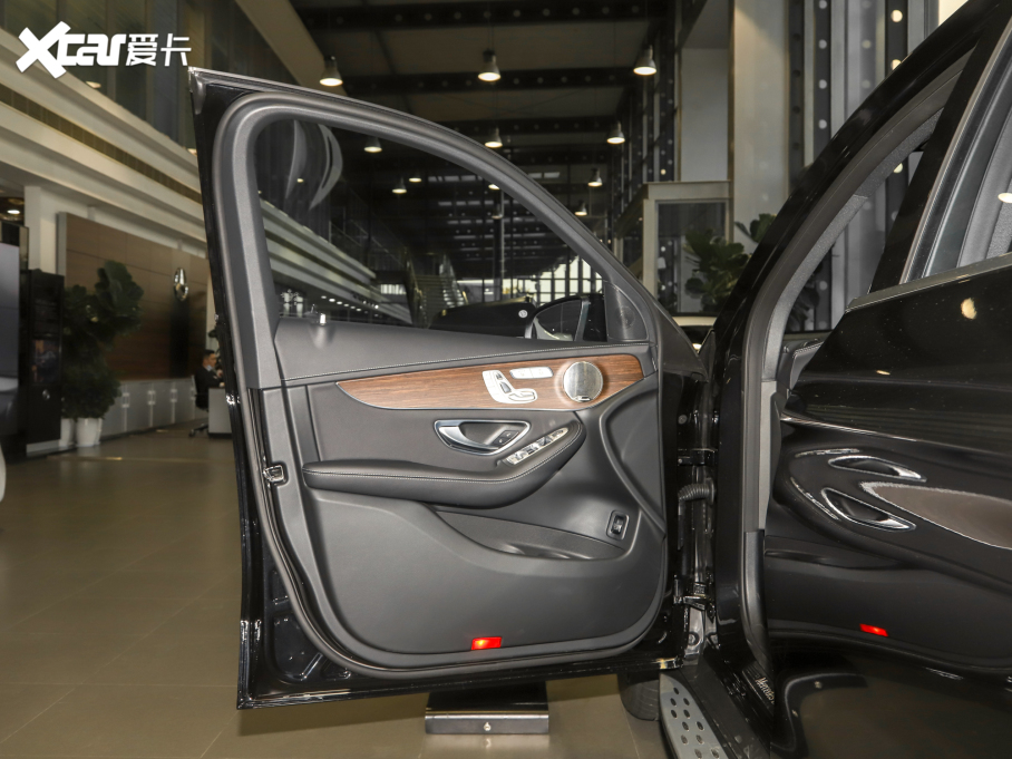 2022YGLC 300 L 4MATIC Ӹ