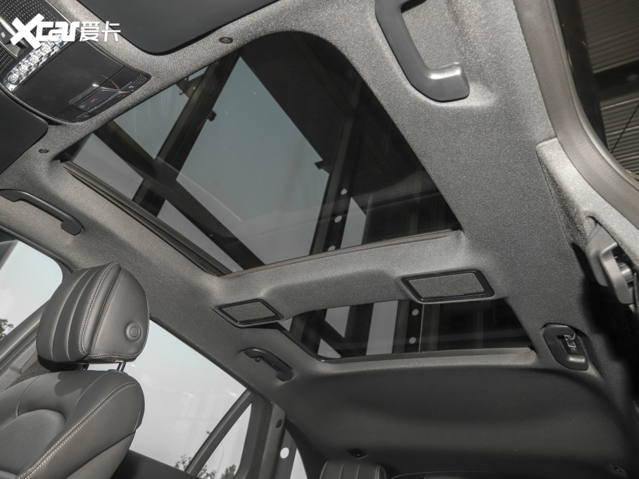 2022YGLC 300 L 4MATIC (dng)