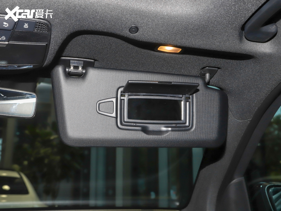 2022YGLC 300 L 4MATIC Ӹ