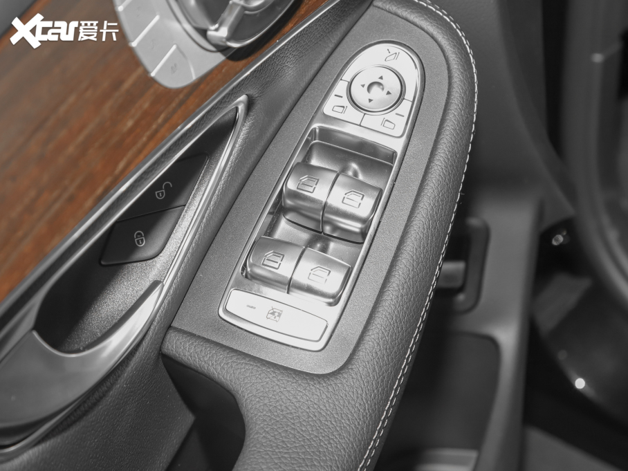 2022YGLC 300 L 4MATIC Ӹ