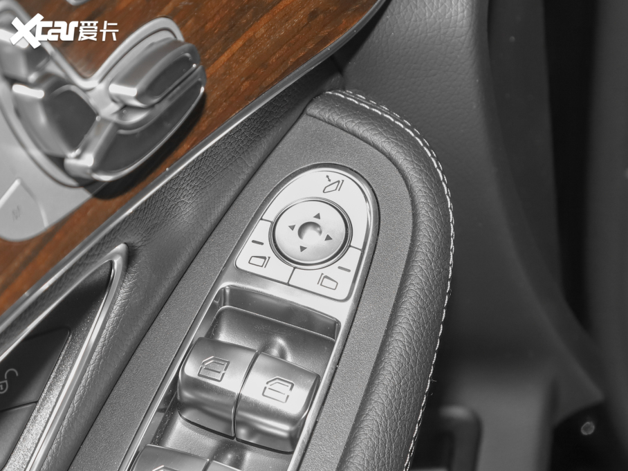 2022YGLC 300 L 4MATIC Ӹ