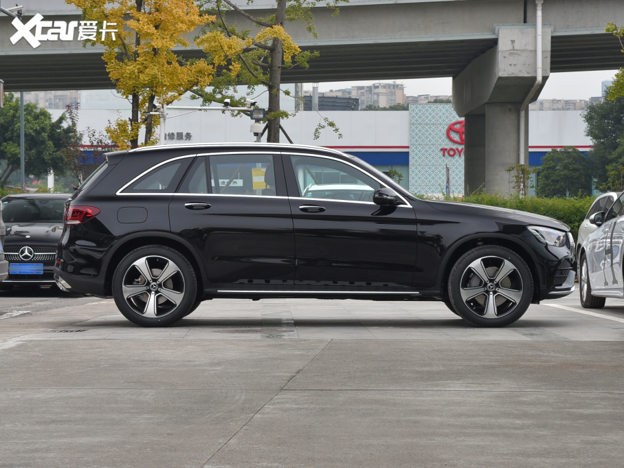 2022YGLC 300 L 4MATIC A