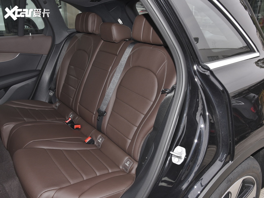 2022YGLC 300 L 4MATIC A