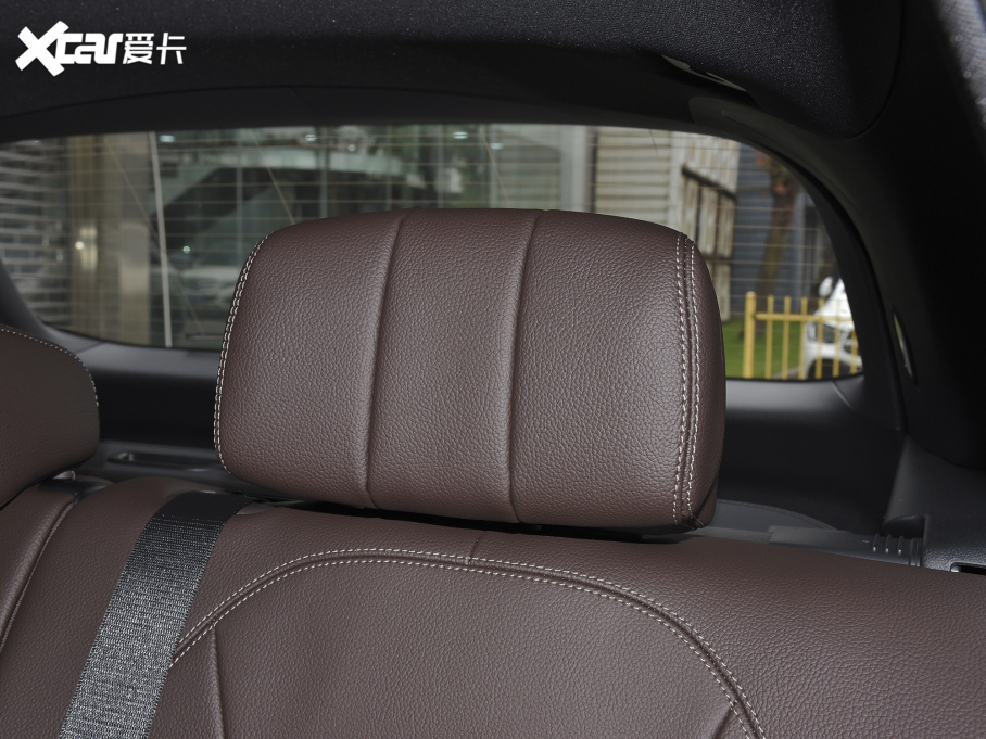 2022YGLC 300 L 4MATIC A