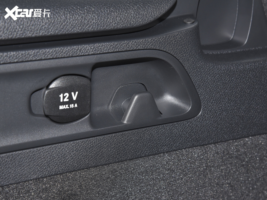 2022YGLC 300 L 4MATIC A