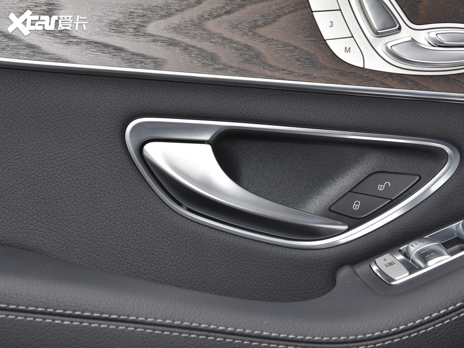 2022YGLC 300 L 4MATIC A