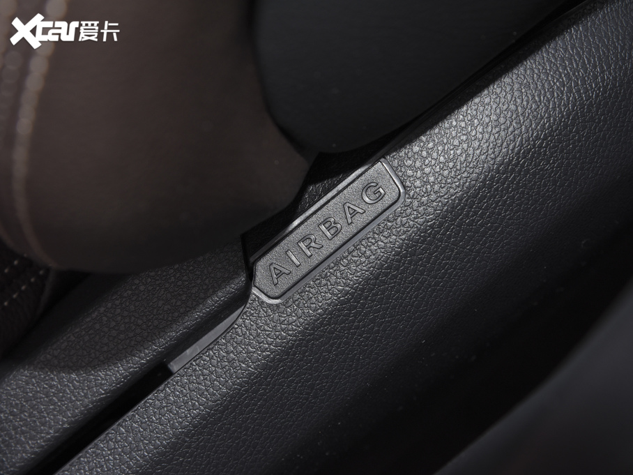 2022YGLC 300 L 4MATIC A