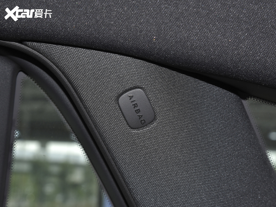 2022YGLC 300 L 4MATIC A