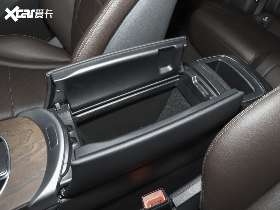 2022YGLC Ŀ 260 L 4MATIC Ӹ