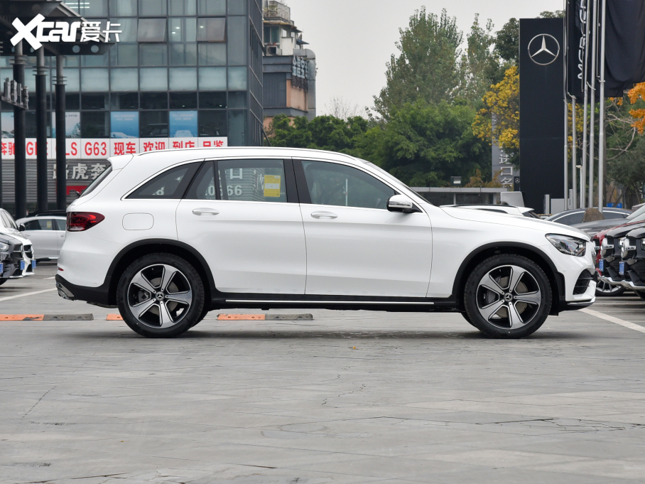 2022YGLC Ŀ 300 L 4MATIC A