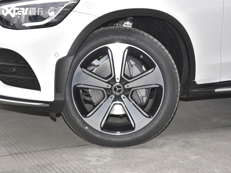 2022YGLC Ŀ 300 L 4MATIC A