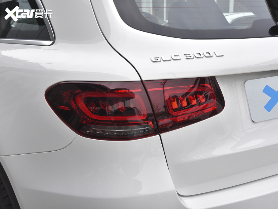 2022YGLC Ŀ 300 L 4MATIC A