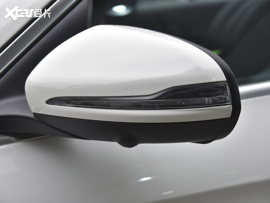 2022YGLC Ŀ 300 L 4MATIC A