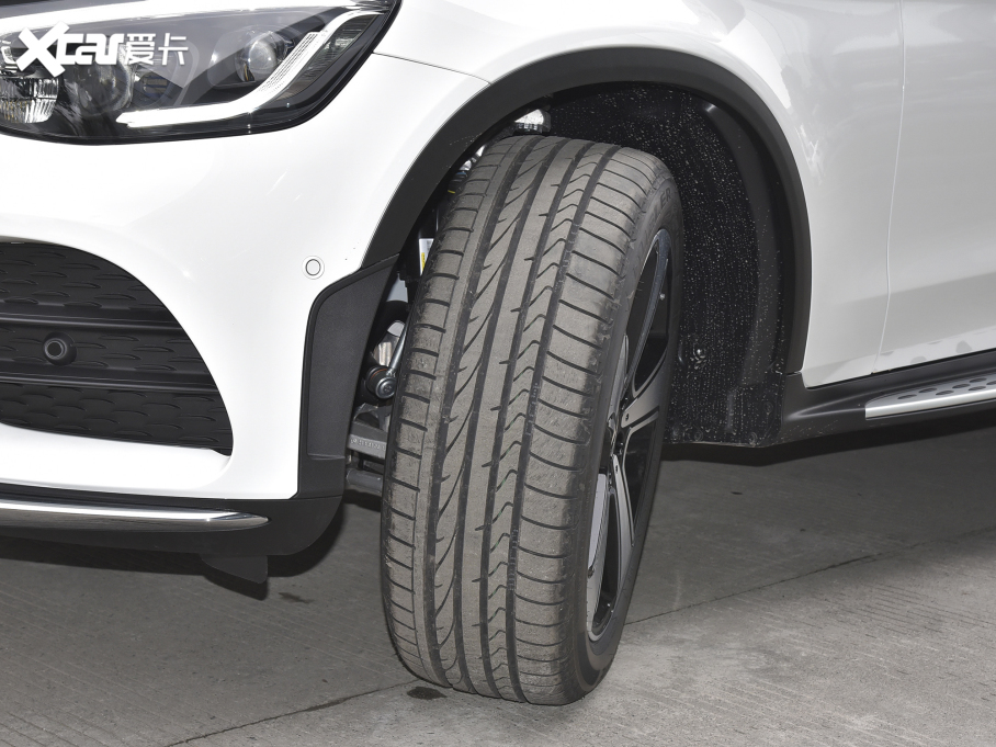 2022��YGLC �Ŀ� 300 L 4MATIC ���A��