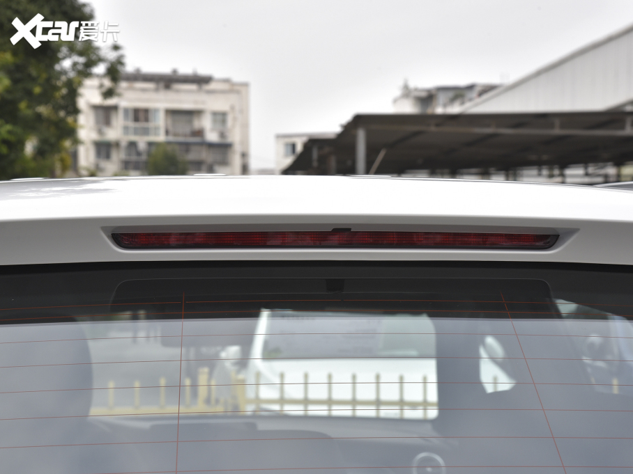 2022YGLC Ŀ 300 L 4MATIC A