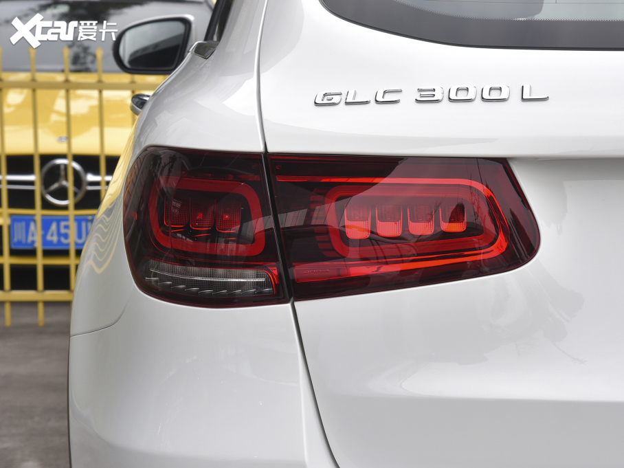 2022YGLC Ŀ 300 L 4MATIC A