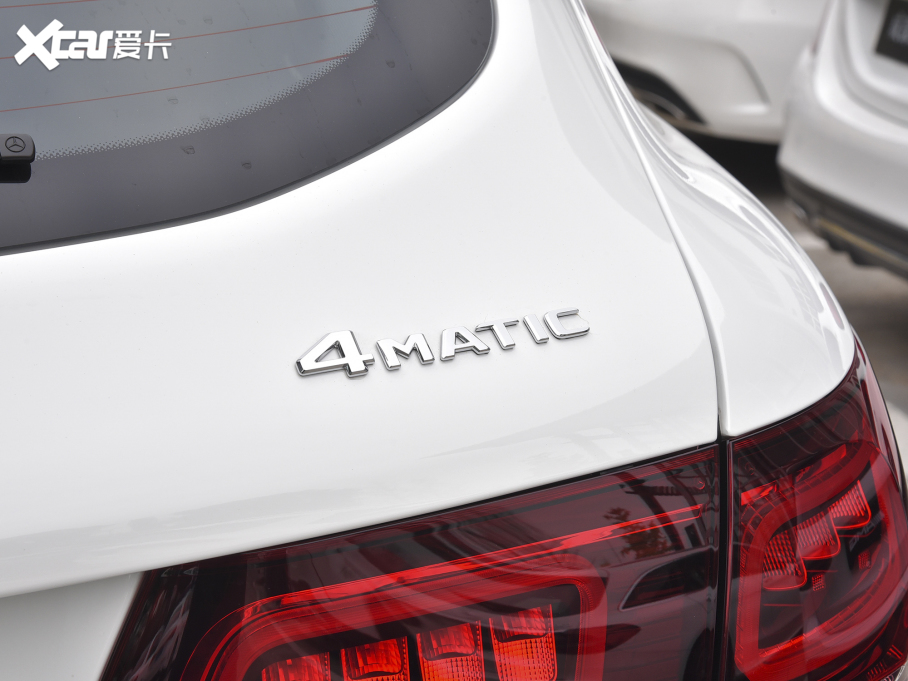 2022YGLC Ŀ 300 L 4MATIC A