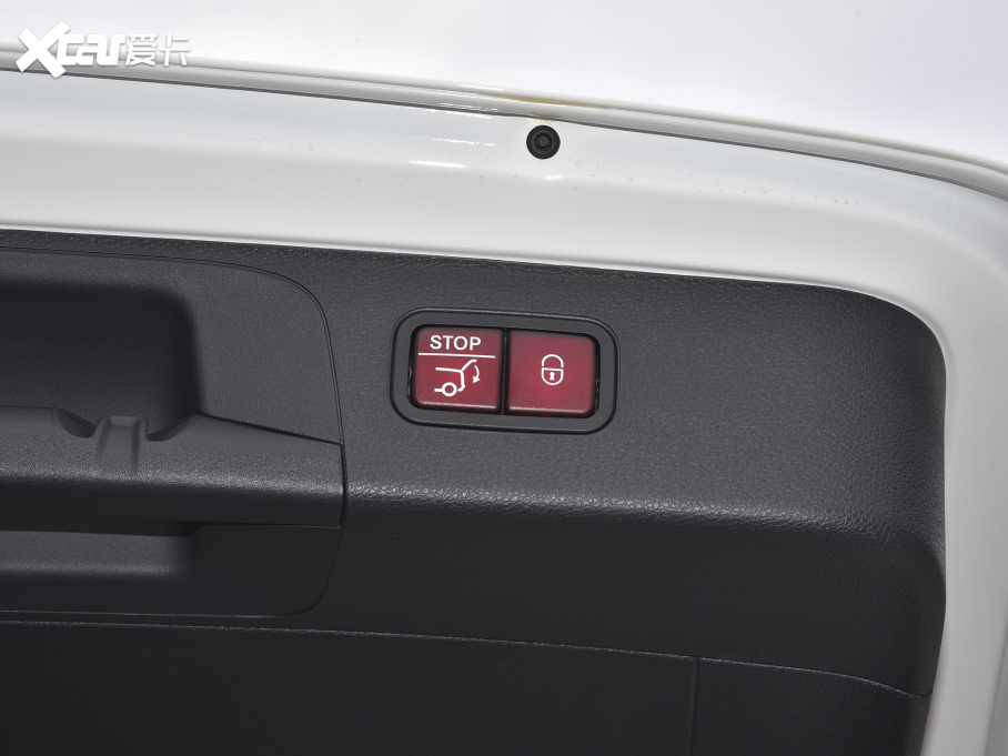 2022��YGLC �Ŀ� 300 L 4MATIC ���A��