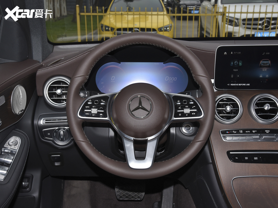 2022YGLC Ŀ 300 L 4MATIC A