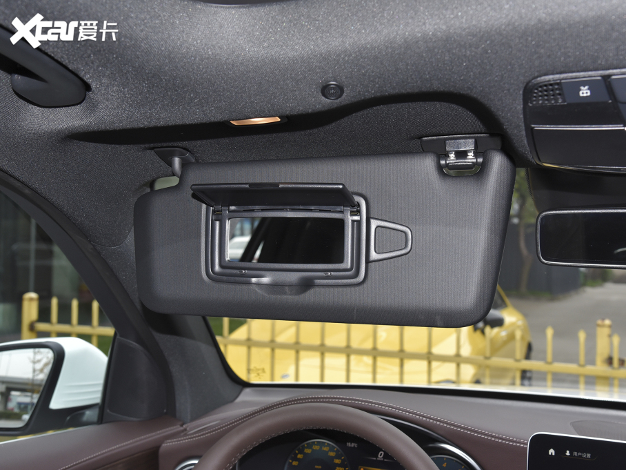 2022YGLC Ŀ 300 L 4MATIC A