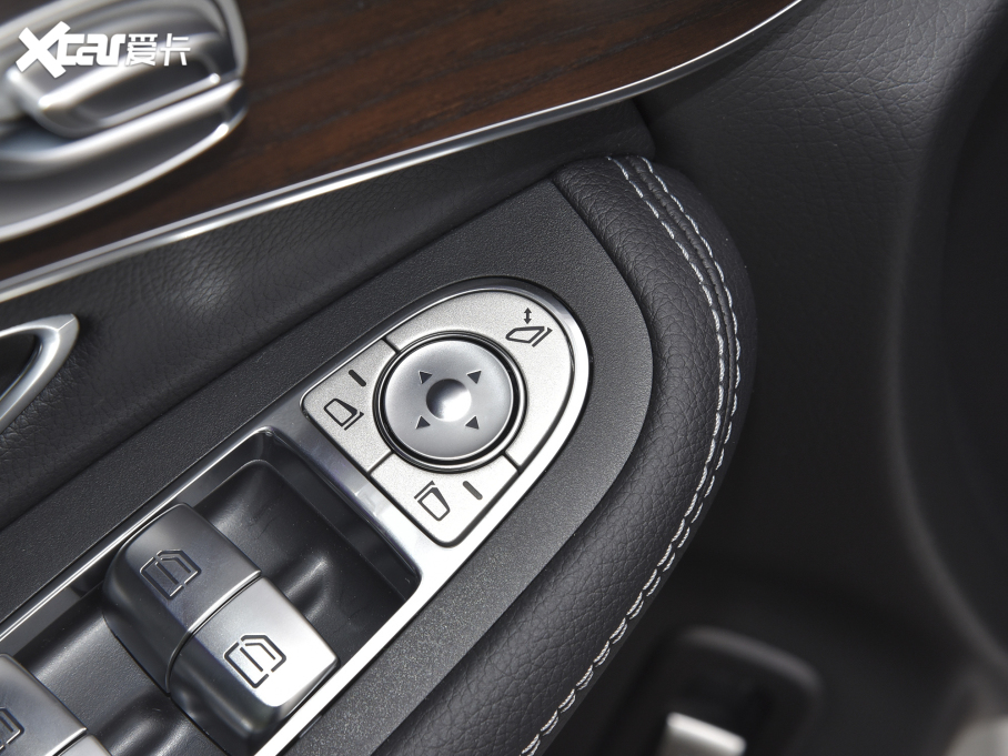 2022YGLC Ŀ 300 L 4MATIC A