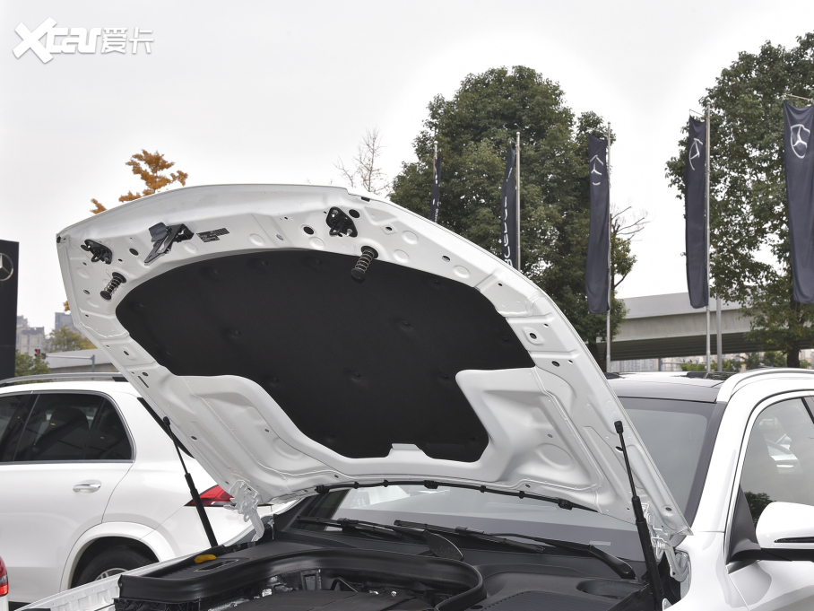 2022YGLC Ŀ 300 L 4MATIC A