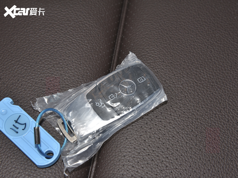 2022YGLC Ŀ 300 L 4MATIC A