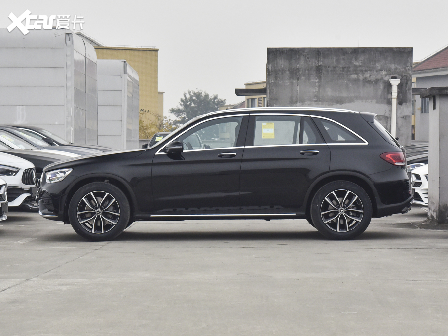 2022YGLC Ŀ 300 L 4MATIC (dng)