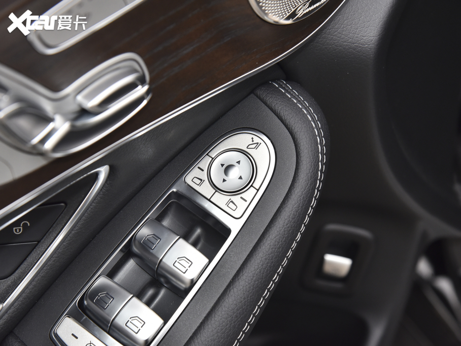 2022��YGLC �Ŀ� 300 L 4MATIC �Ӹ���