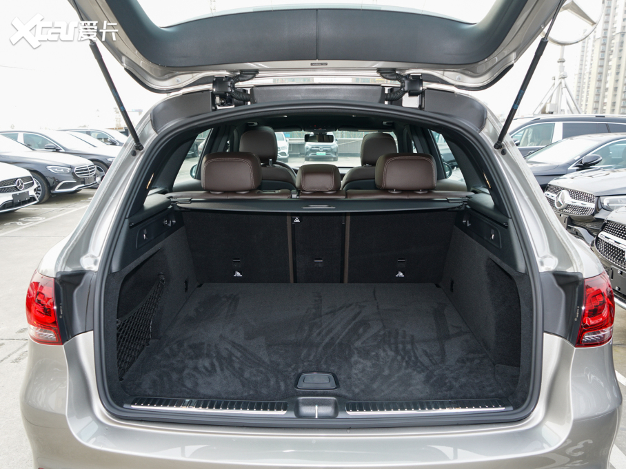 2022YGLC 260 L 4MATIC A