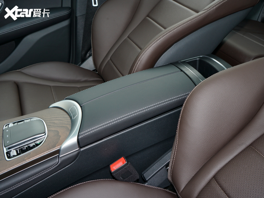 2022YGLC 260 L 4MATIC A