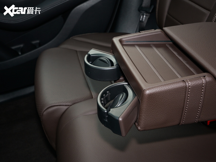 2022YGLC 260 L 4MATIC A