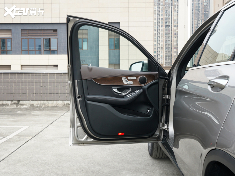 2022YGLC 260 L 4MATIC A