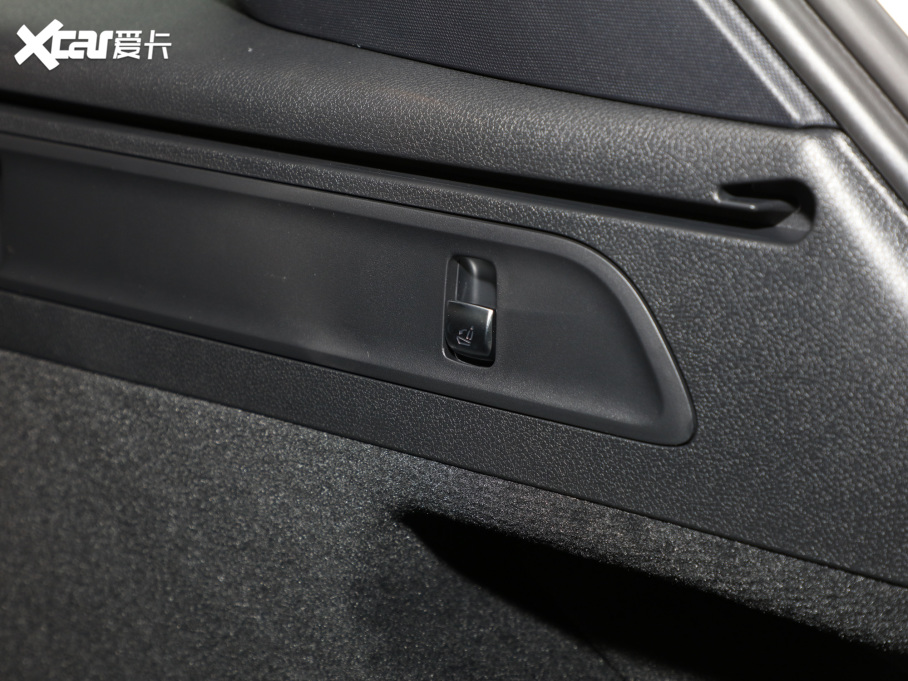 2022YGLC Ŀ 260 L 4MATIC Ӹ