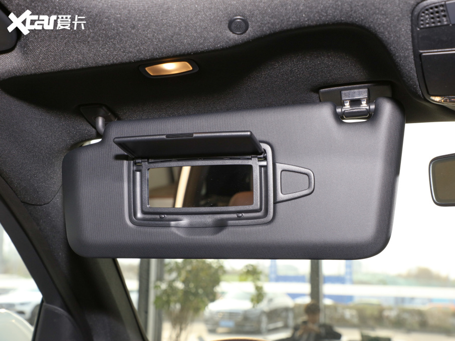 2022YGLC Ŀ 260 L 4MATIC (dng)