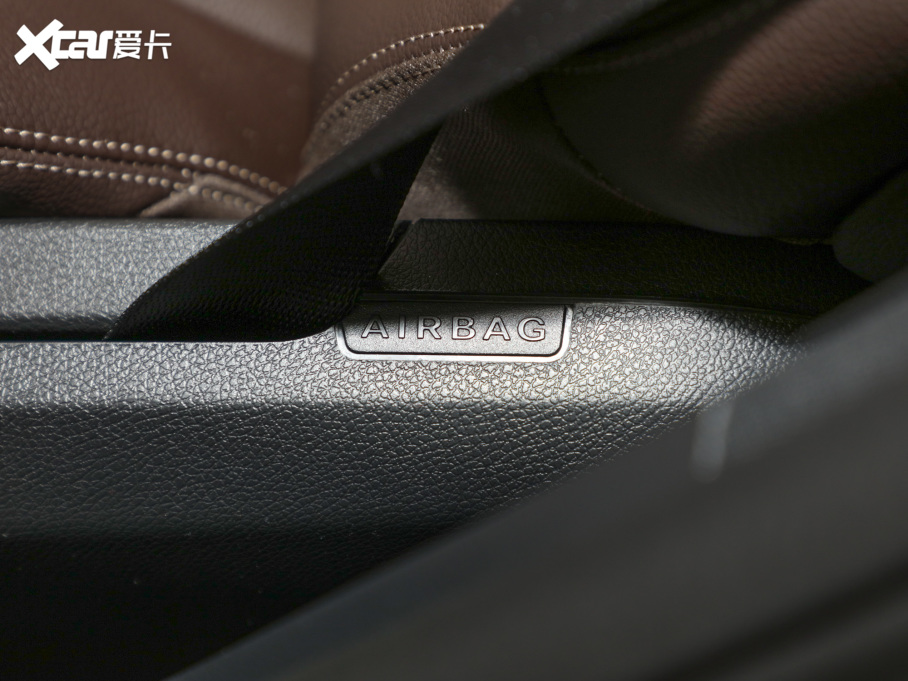 2022YGLC Ŀ 260 L 4MATIC Ӹ