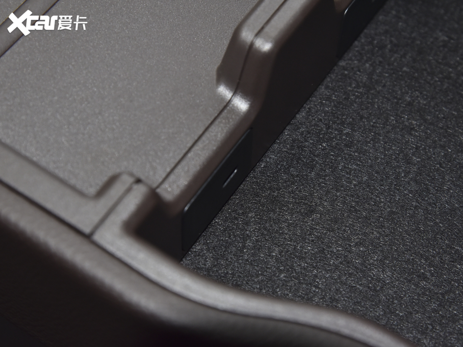 2022YGLC Ŀ GLC 260 L 4MATIC Ӹ