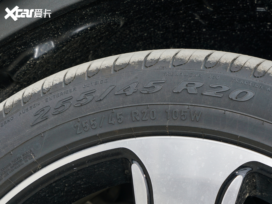 2022YGLC GLC 300 L 4MATIC Ӹذ