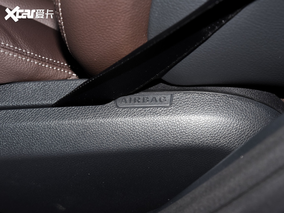 2022YGLC Ŀ GLC 300 L 4MATIC (dng)ذ