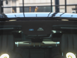 2022300 L 4MATIC (dng) (x)(ji)^