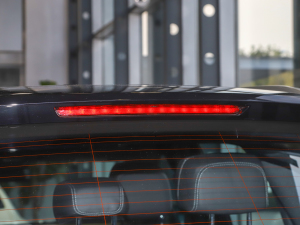 2022300 L 4MATIC (dng) (x)(ji)^